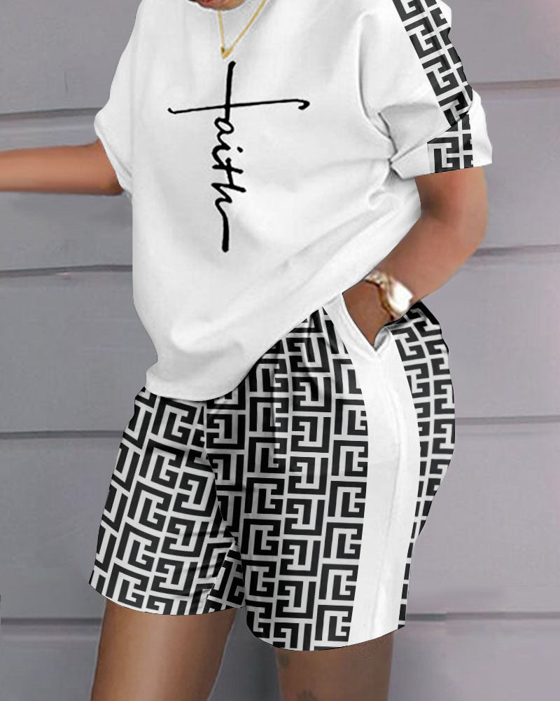 😍 Garnitur casual w stylu hip-hopowym (top + spodenki)